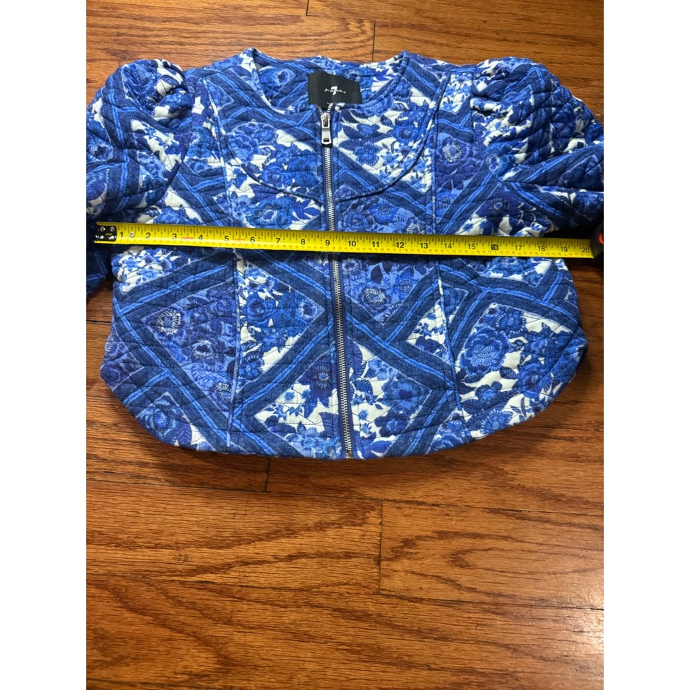 7 For All Mankind Blue Floral Quilted Cropped Zip Jacket Womens Medium coquette - Picture 4 of 6